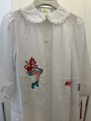 grembiule casacca SIGGI WINX  scuola bianco asilo 3 anni  misura 50 Cm 98 - Immagine 1 di 4