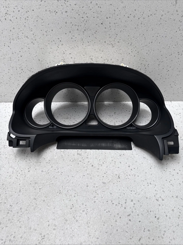 06-08 Infiniti M35 M45 Velocímetro Bisel Cluster Tapa OEM Foto 1 de 4