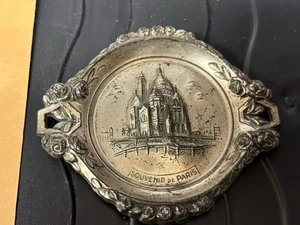 Art Deco Coin Tray Paris Souvenir Item Curios Metal 1930s Holiday Item 6y - Bild 1 von 3