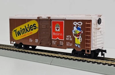 HO Life-Like 8477 Twinkies 40' Billboard Boxcar NOS New - Image 1 of 4