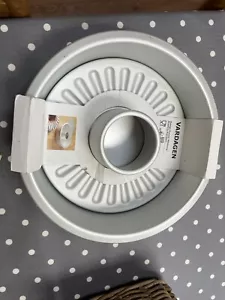 Padella per torte IKEA VARDAGEN, capacità 10/12 tazze 2 basi rimovibili NUOVO - Natale - Foto 1 di 7