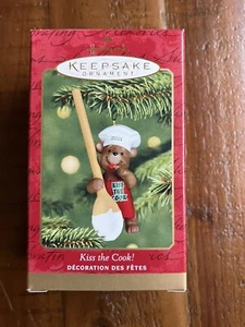 Hallmark Keepsake Ornament 2001 - Nuevo - Kiss the Cook - Imagen 1 de 2
