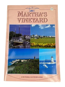 Martha's Vineyard A Pictorial Souvenir Guide - Imagen 1 de 10