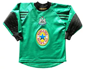 Newcastle Goalkeeper Shirt 1997 -98 (good) Small Boys 128 - Picture 1 of 7
