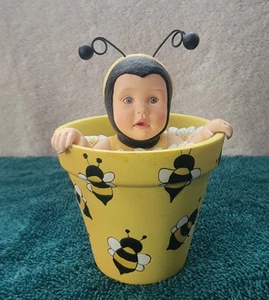 Anne Geddes "Los bebés están destinados a ser apreciados" 1998 - Imagen 1 de 3