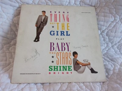 EVERYTHING BUT THE GIRL PLAY BABY THE STARS SHINE BRIGHT LP SIGNED 80'S BRIT POP - Image 1 of 4