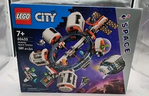 LEGO CITY: 60433 Stazione Spaziale Modulare NUOVO SCATOLA APERTA (#S1-A8) - Foto 1 di 7