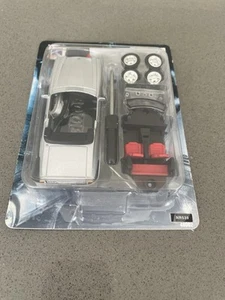 Auto Model Kit 1:43 Scale Die-cast XJS Convertible New Ray Silver - Picture 1 of 9