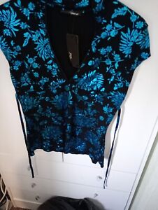 Jane Norman black and blue foil print mandarin top brand new with tags! 14 label