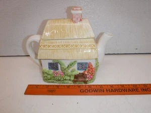 Vintage Ceramic Country Cottage House Coffee Tea Pot W/ Lid - Picture 1 of 10
