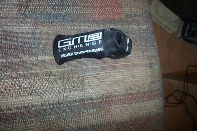 BRAND NEW Cleveland Never Compromise GM2 Exchange blade putter headcover black - Image 1 of 4