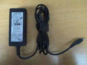 Genuine Samsung Laptop AC Adaptor Charger PSU AD-4019 ADP-40MH AB 19V 2.1A - Picture 1 of 4