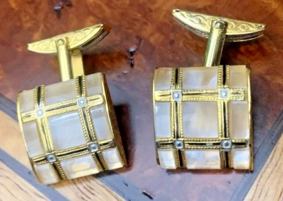 Vintage SPAIN Men's Damascene Gold Tone Black Enamel Mother of Pearl Cuff Links - Image 1 of 4