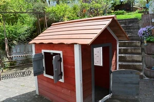 kinder gartenhaus holz, 1.10 x 1.06 x 1.33 m, L x B x H, Dachlänge 1.34 m - Bild 1 von 1