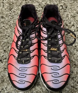 Woman’s nike air max plus Size 9 Sisterhood - Picture 1 of 10