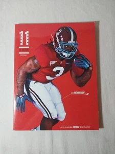 2011 Alabama Crimson Tide Football Media Guide - Trent Richardson Cover - Picture 1 of 4