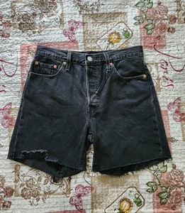 Pantalones Cortos Levi's Premium 501 Tiro Alto Denim Dobladillo Crudo Botón Mosca Negro Jean Talla 29 - Imagen 1 de 11