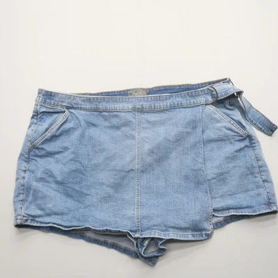 Pantalón corto de mezclilla para mujer Torrid talla grande 24 bolsillos elástico estilo Y2K mini Foto 1 de 4