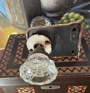 antiker Glastürknauf und ein Einsteckschloss Set - Bild 1 von 12