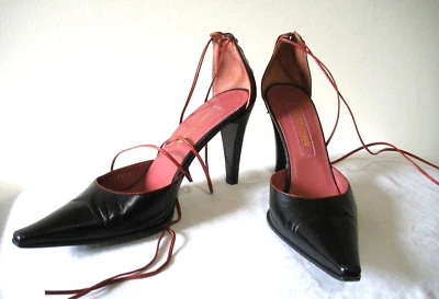 $725 SERGIO ROSSI Cuero Negro Encaje Ravencore Corsé Bruja Zapatos IT37 7M Foto 1 de 4