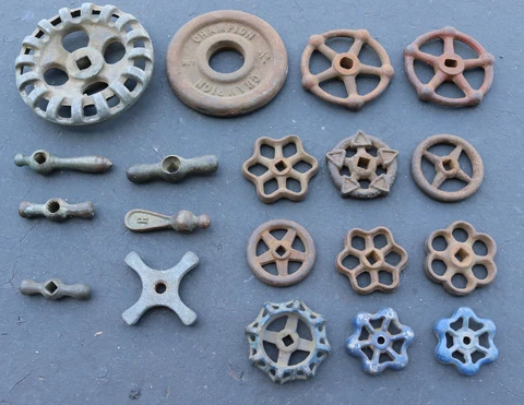 19 Antique Faucet Hose Water Spigot Valve Handles Knob Steampunk Cast Iron Metal Cover