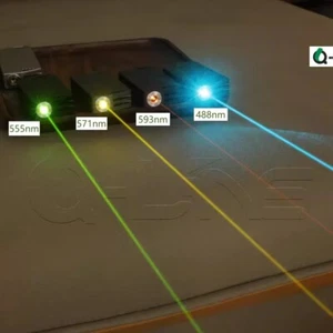 Modulo indicatore luminoso torcia elettrica 555nm/593nm/488nm/571nm/532nm - Foto 1 di 17