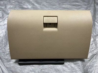 2006-2010 Hummer H3 Glove Box - Image 1 of 4