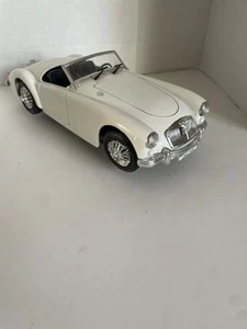 MGA twin cam, white and red Tonka mint no box - Picture 1 of 5