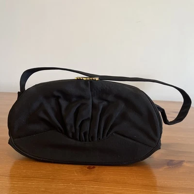 Bolso de Noche Vintage Garay Tafetán Negro con Monedero Cierre Dorado Muy Buen Estado Foto 1 de 4