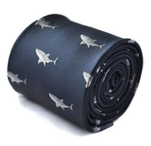 Cravate Marine Avec Shark Aquatique Mariage Brodé Modèle Frederick Thomas