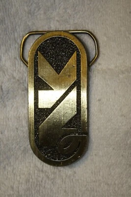 Hebilla de cinturón NK Northrup King, K-Products, Inc. 1,5" x 3,25" chapada en latón Foto 1 de 2