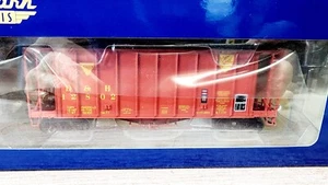 Athearn G87494 HO DELAWARE & HUDSON RR 40' 2600 CF Airslide Covered Hopper 12802 - Picture 1 of 2
