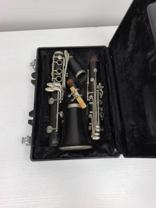 Conn Model 16 Clarinet W/Hard Case Parts Or Repair Woodwind Musical Instrument - Picture 1 of 4