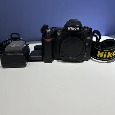 Macchina Fotografica Digitale Nikon D90 Solo Corpo  - Image 1 of 4