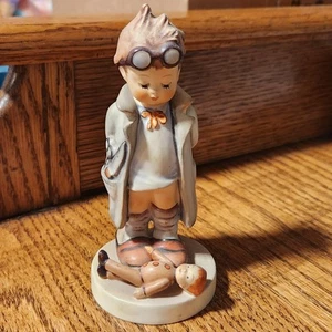 Hummel Vintage 1960 To 1972 TMK 3 Doctor 5" Tall - Picture 1 of 7