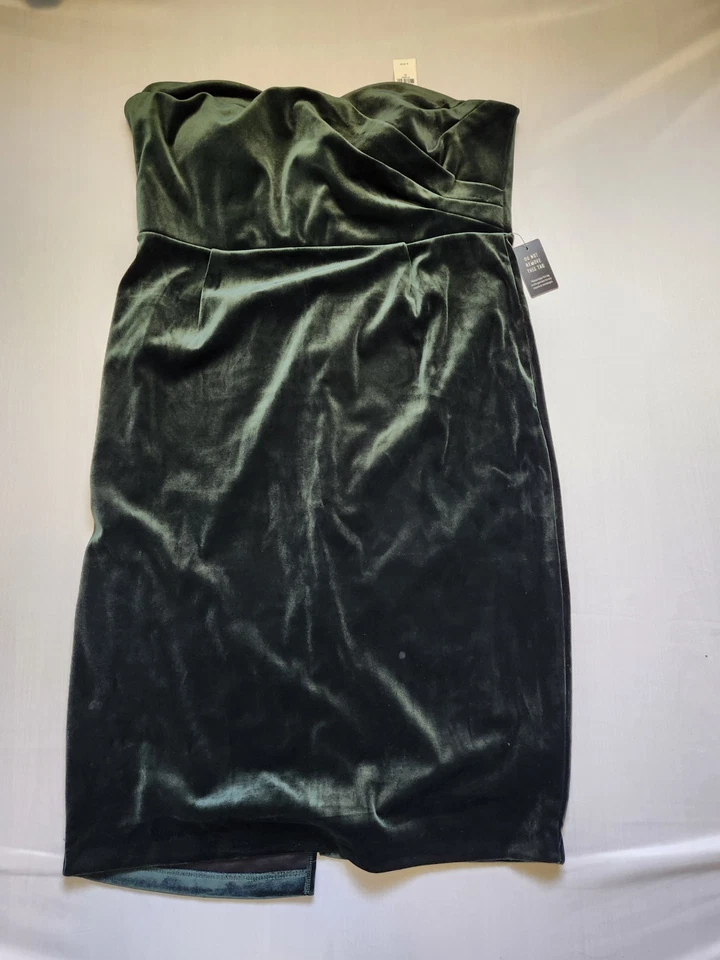 NUEVO Vestido Express Sin Tirantes, Terciopelo Verde Bosque, Talla XL Foto 1 de 4