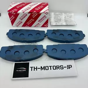 TOYOTA Genuine HIACE Front Pad Kit Disc Brake 04465-26421 - Picture 1 of 10