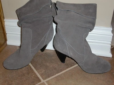 Botas para mujer "MERIPE" Jullian Taupe Cuero/Gamuza Tacones Medio Pantorrilla talla 8,5 M ¡LINDAS! Foto 1 de 4