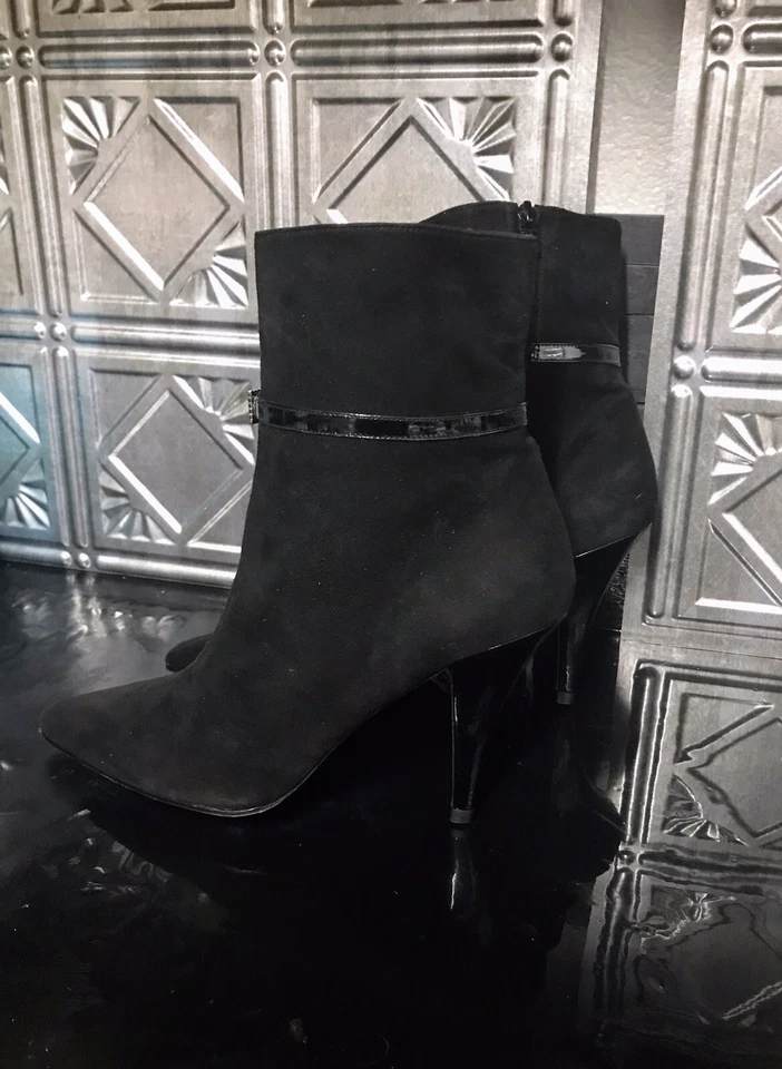 ¡Impresionante! Nuevo sin caja $265 Botines Charles Jourdan Negro Gamuza Estrás Embellecidos 8 Foto 1 de 4