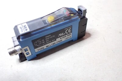 SICK -- Fibre Optic Sensor 0...2000mm Range - PNP Output - WLL160-F420 - 6009990 - Image 1 of 4