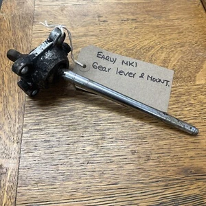 Jaguar - Early MK1 Gear lever & Mounting (thread at top broken off) - Picture 1 of 8