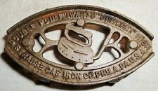 ANTIQUE CAST IRON TRIVET DOUBLE POINT "IWANTU" COMFORT IRON STRAUSE GAS IRON CO.