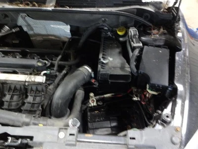 Cubierta de parachoques inferior antiniebla luz de esquina/estacionamiento para caravana 05-09 221042 Foto 1 de 4