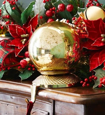 Soporte para medias Neiman Marcus plata esfera vidrio mercurio Foto 1 de 4