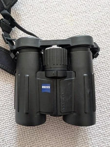 Carl Zeiss Victory 8x32 T * FL - Immaculate Binoculars With Box And Soft Case - Picture 1 of 7