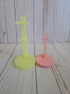 2 LOL Surprise OMG & TWEEN  Doll Stands - Picture 1 of 2