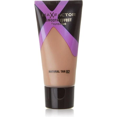 Max Factor Smooth Effect Number 82, Natural Tan Foundation 30 ml - Image 1 of 3