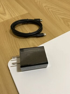 APPLE IPAD AIR &AIR 2 IPAD MINI NEW ORIGINAL 20W OEM LIGHTNING WALL CHARGER  - Image 1 of 4