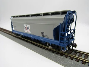 Atlas HO Trainman® ACF® 3560 Covered Hopper - ACFX (Kerr McGee) 63451 - Picture 1 of 2