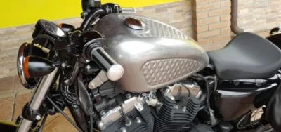 SERBATOIO SPORTSTER INIEZIONE 883 1200 DIAMOND HARLEY DAVIDSON XL IRON 48 72 HD  - Immagine 1 di 4